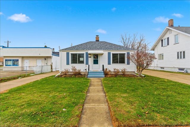 2122 27th STREET, Kenosha, WI 53140