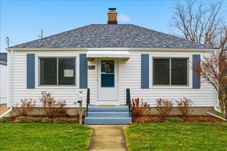 2122 27th STREET, Kenosha, WI 53140