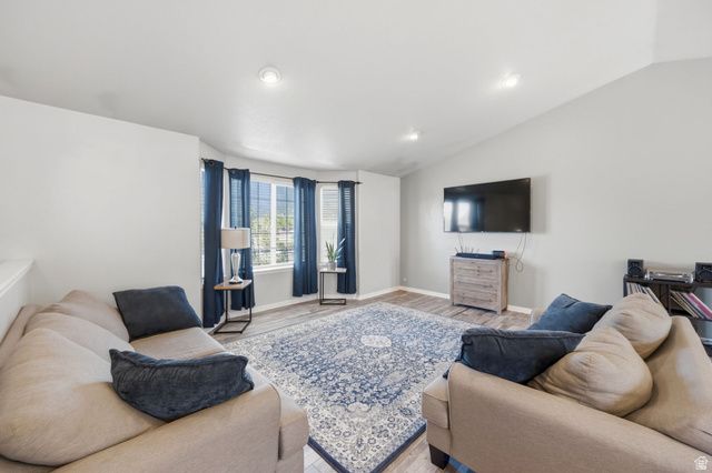 2061 E 7550 S, South Weber, UT 84405