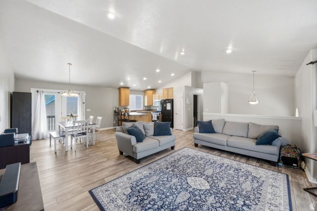 2061 E 7550 S, South Weber, UT 84405