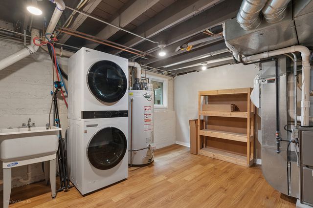 5257 N Laporte Avenue, Chicago, IL 60630