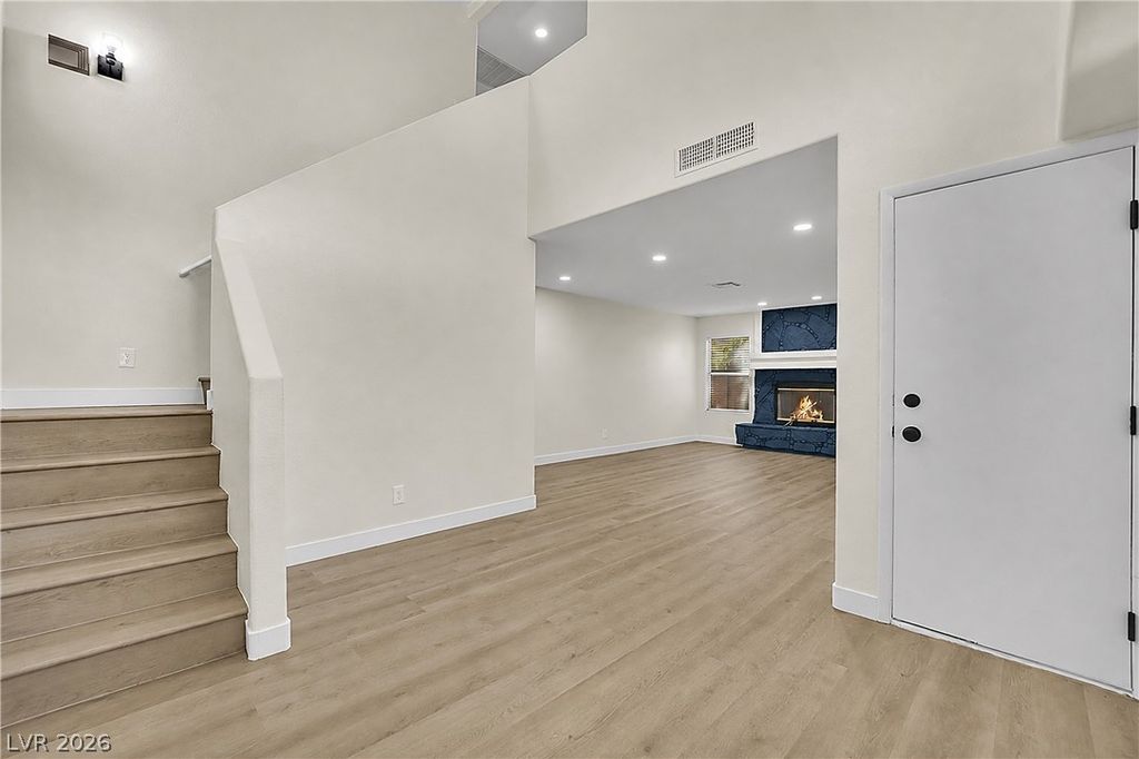1220 Triumph Court, Las Vegas, NV 89117 — photo 3