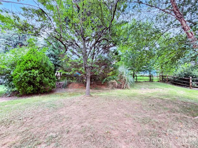 2916 Rosemeade Drive, Monroe, NC 28110