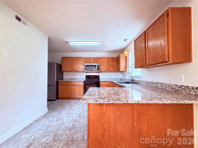 2916 Rosemeade Drive, Monroe, NC 28110