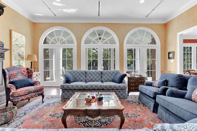 408 E Jolly Street, Palestine, TX 75801