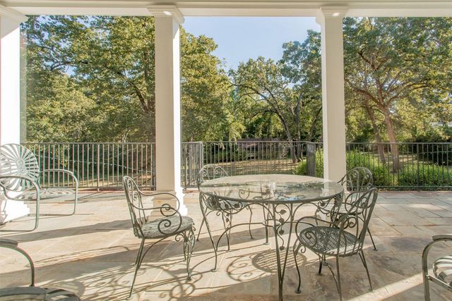 408 E Jolly Street, Palestine, TX 75801