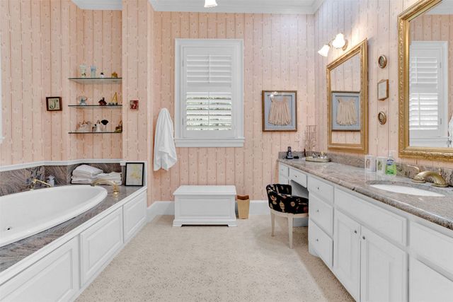 408 E Jolly Street, Palestine, TX 75801