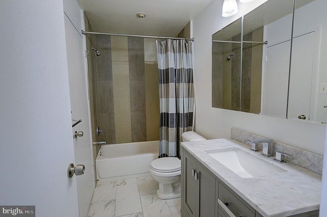 5225 POOKS HILL RD #1805N, Bethesda, MD 20814