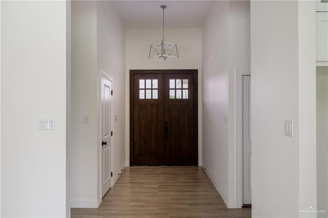 401 W Southland Avenue, Edinburg, TX 78539