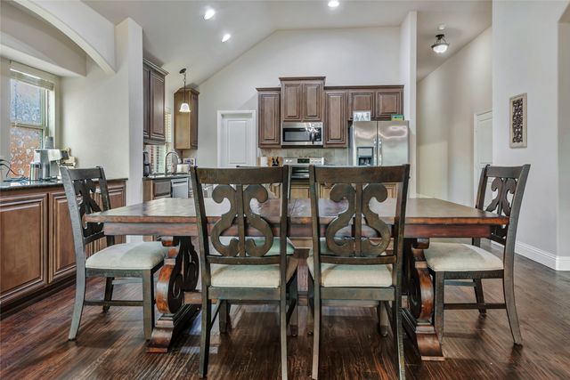 629 Fox View Drive, Fort Worth, TX 76131