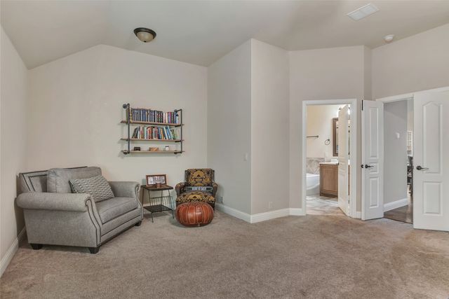 629 Fox View Drive, Fort Worth, TX 76131