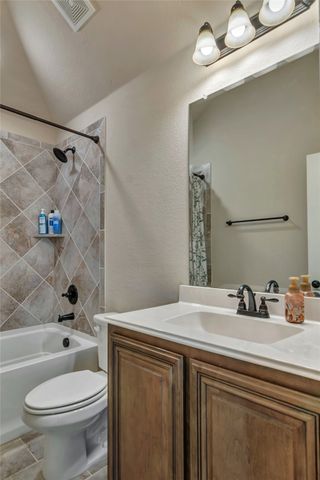 629 Fox View Drive, Fort Worth, TX 76131