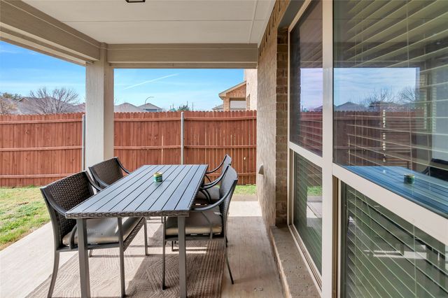 629 Fox View Drive, Fort Worth, TX 76131