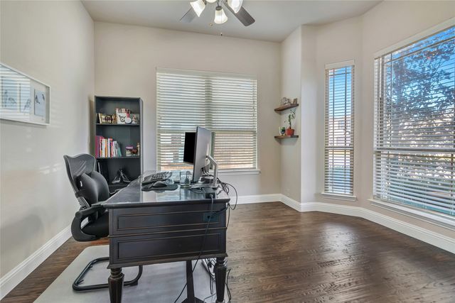 629 Fox View Drive, Fort Worth, TX 76131