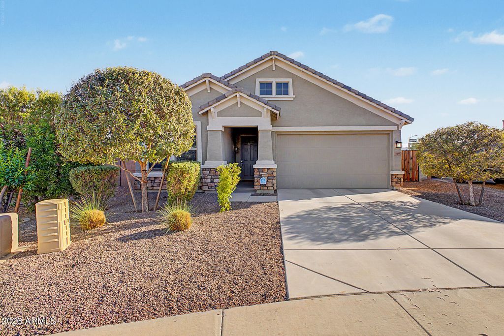 18693 W MESCAL Street, Surprise, AZ 85388 — exterior