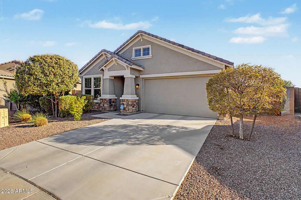 18693 W MESCAL Street, Surprise, AZ 85388 — photo 3