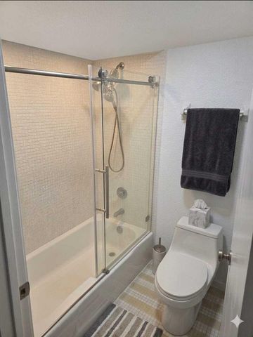 3670 Inverrary Drive 3y, Lauderhill, FL 33319