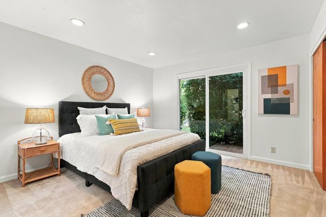 3721 Laura Ct, Sacramento, CA 95821