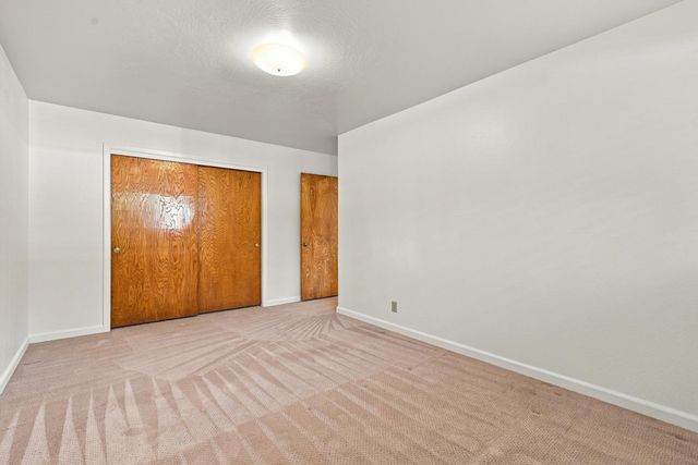 3721 Laura Ct, Sacramento, CA 95821