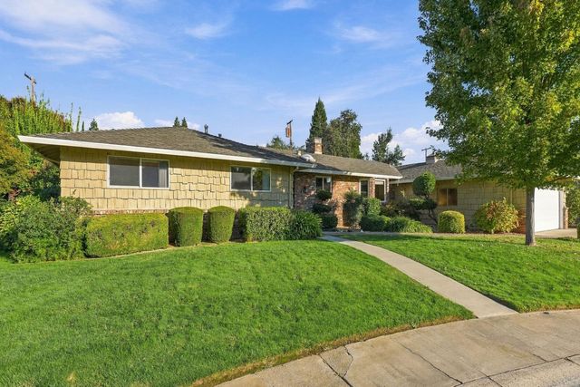 3721 Laura Ct, Sacramento, CA 95821
