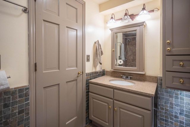 W7852 Town Hall ROAD, Sharon, WI 53585