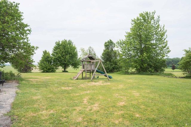 W7852 Town Hall ROAD, Sharon, WI 53585