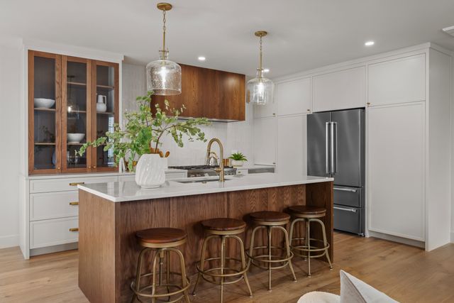 85 Quincy St 85, Medford, MA 02155