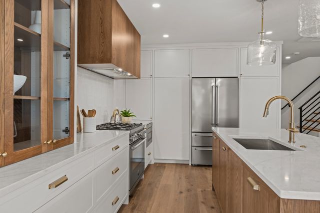 85 Quincy St 85, Medford, MA 02155