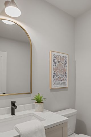 85 Quincy St 85, Medford, MA 02155