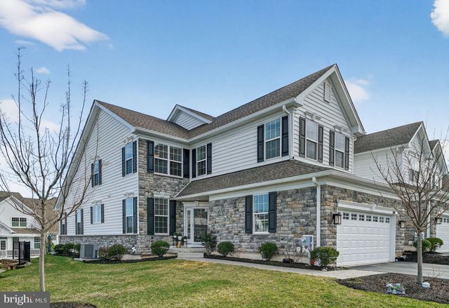 727 FRIENDSHIP HILL DR, Collegeville, PA 19426