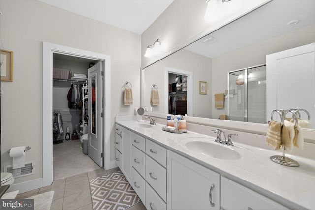 727 FRIENDSHIP HILL DR, Collegeville, PA 19426