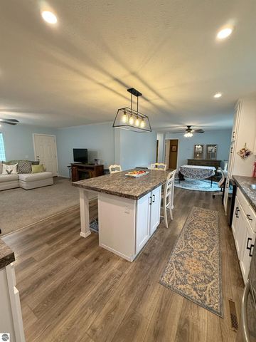 1187 Ironstone Drive, Mt Pleasant, MI 48858