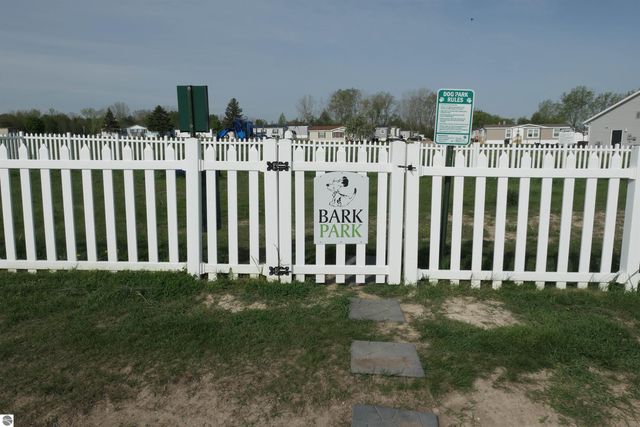 1187 Ironstone Drive, Mt Pleasant, MI 48858