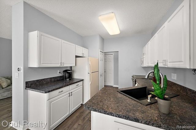 49714 Draper Circle 87, Plymouth, MI 48170