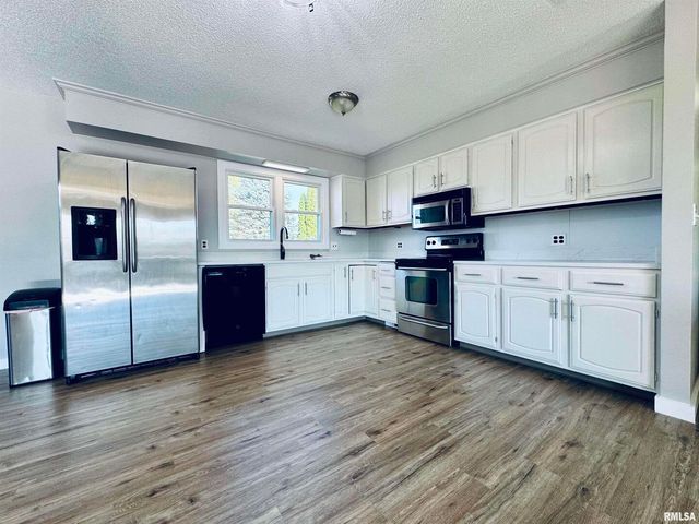 708 TOWER Road, Clinton, IA 52732