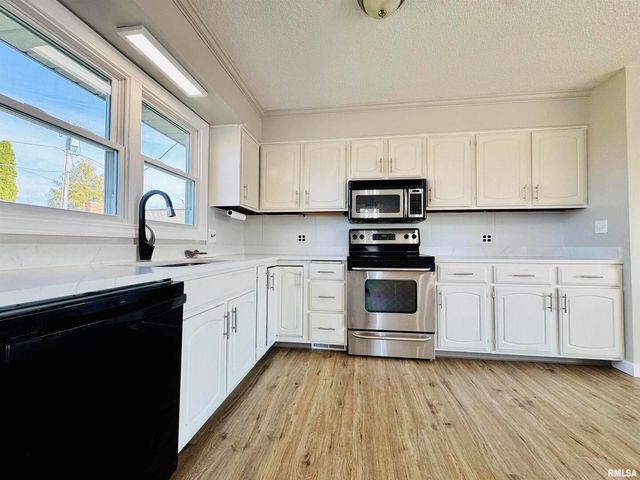 708 TOWER Road, Clinton, IA 52732