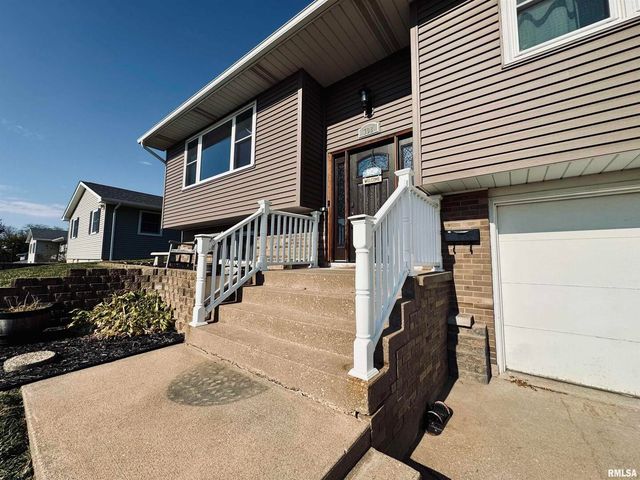 708 TOWER Road, Clinton, IA 52732