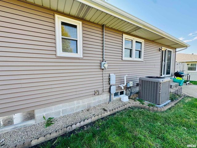 708 TOWER Road, Clinton, IA 52732