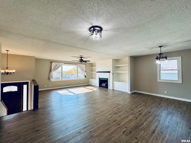 708 TOWER Road, Clinton, IA 52732