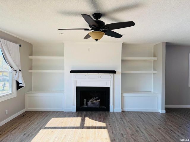 708 TOWER Road, Clinton, IA 52732