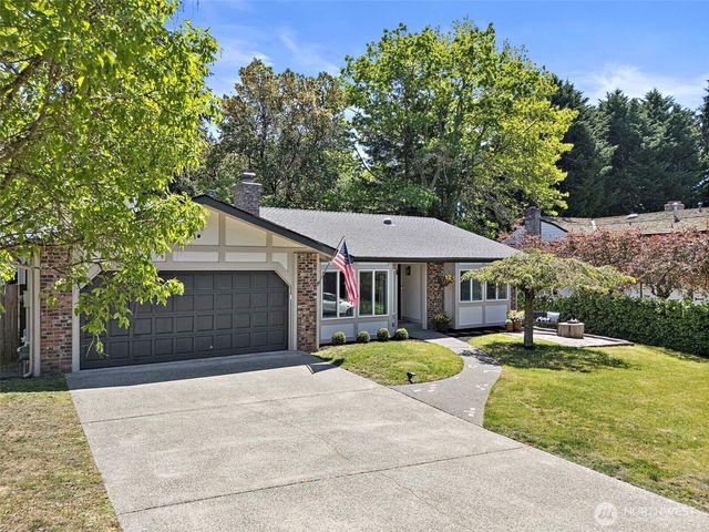 112 Lila Street, Steilacoom, WA 98388