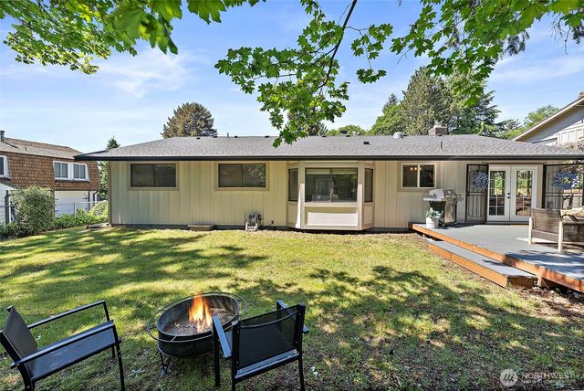 112 Lila Street, Steilacoom, WA 98388