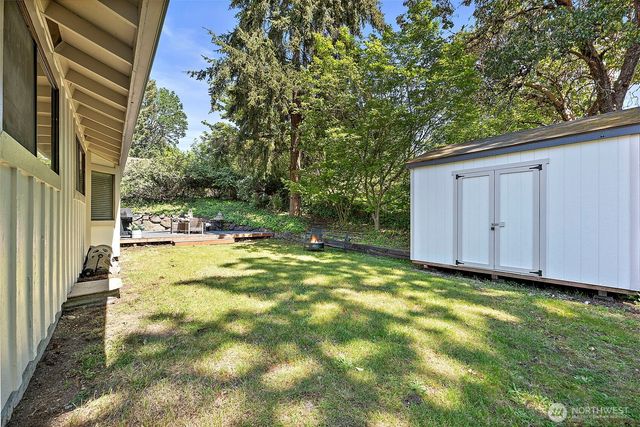112 Lila Street, Steilacoom, WA 98388