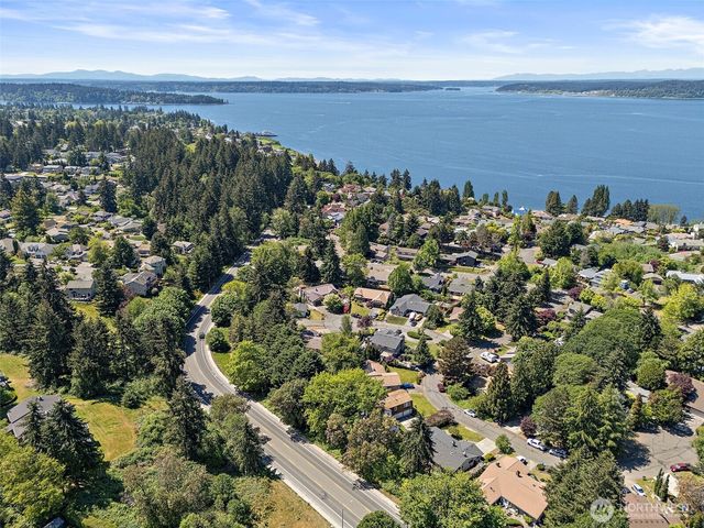 112 Lila Street, Steilacoom, WA 98388