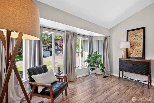 112 Lila Street, Steilacoom, WA 98388
