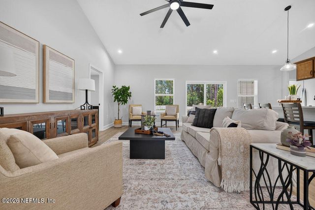 4620 BURDOCK Court, Middleburg, FL 32068