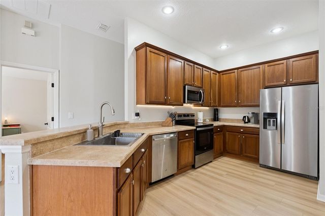 1610 PINE OAK TRAIL, Sanford, FL 32773