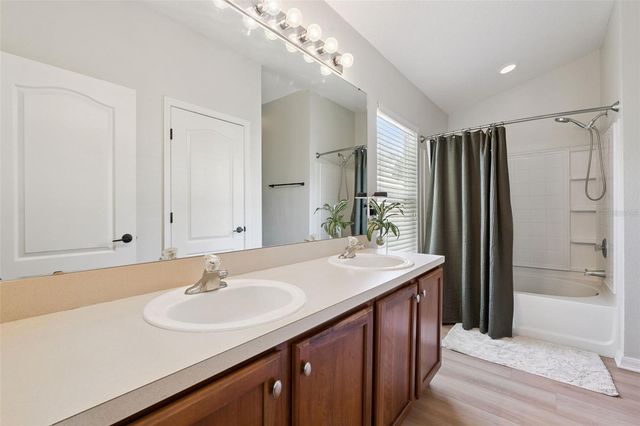 1610 PINE OAK TRAIL, Sanford, FL 32773