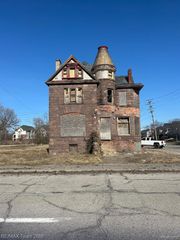 3704 Fourteenth St., Detroit, MI 48208