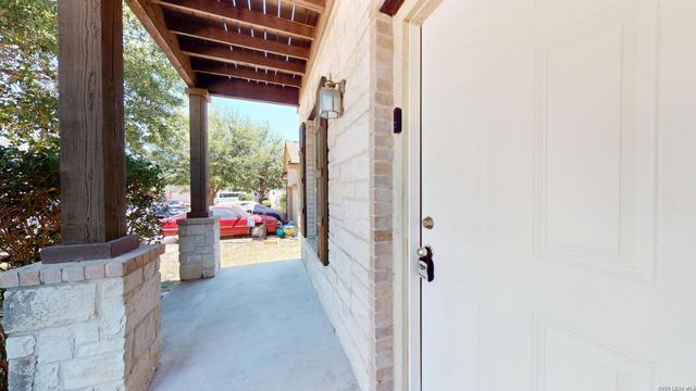 6814 Puente Fields, Converse, TX 78109